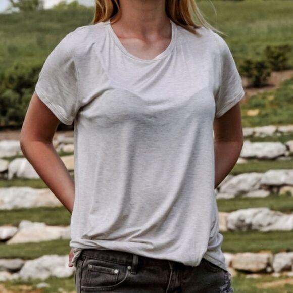 Twist  Front ‎ Tee - Picture 1 of 4